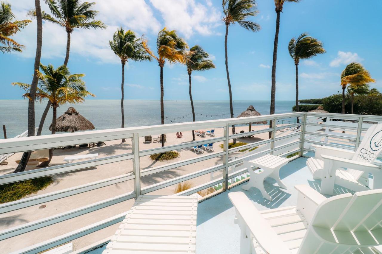 Ocean Front King Suite Full Kitchenette