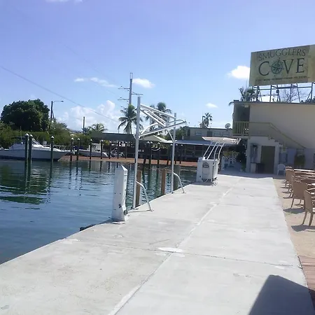Smugglers Cove Resort And Marina-3