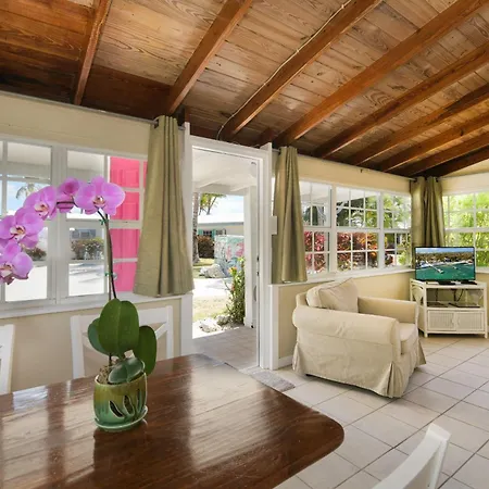 Pines & Palms Resort-3