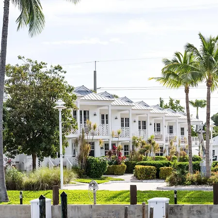 Bayside Villas By Islander Resort-3