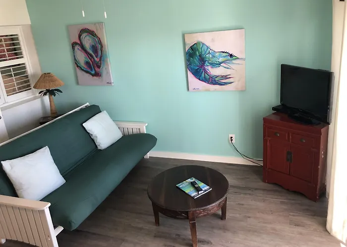 Drop Anchor Resort & Marina Islamorada